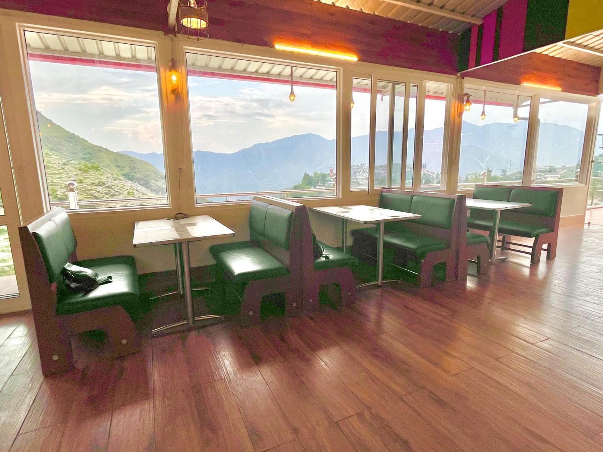 The Kempty Osasis - A Boutique Resort With Scenic Mountain View In Масурі Екстер'єр фото