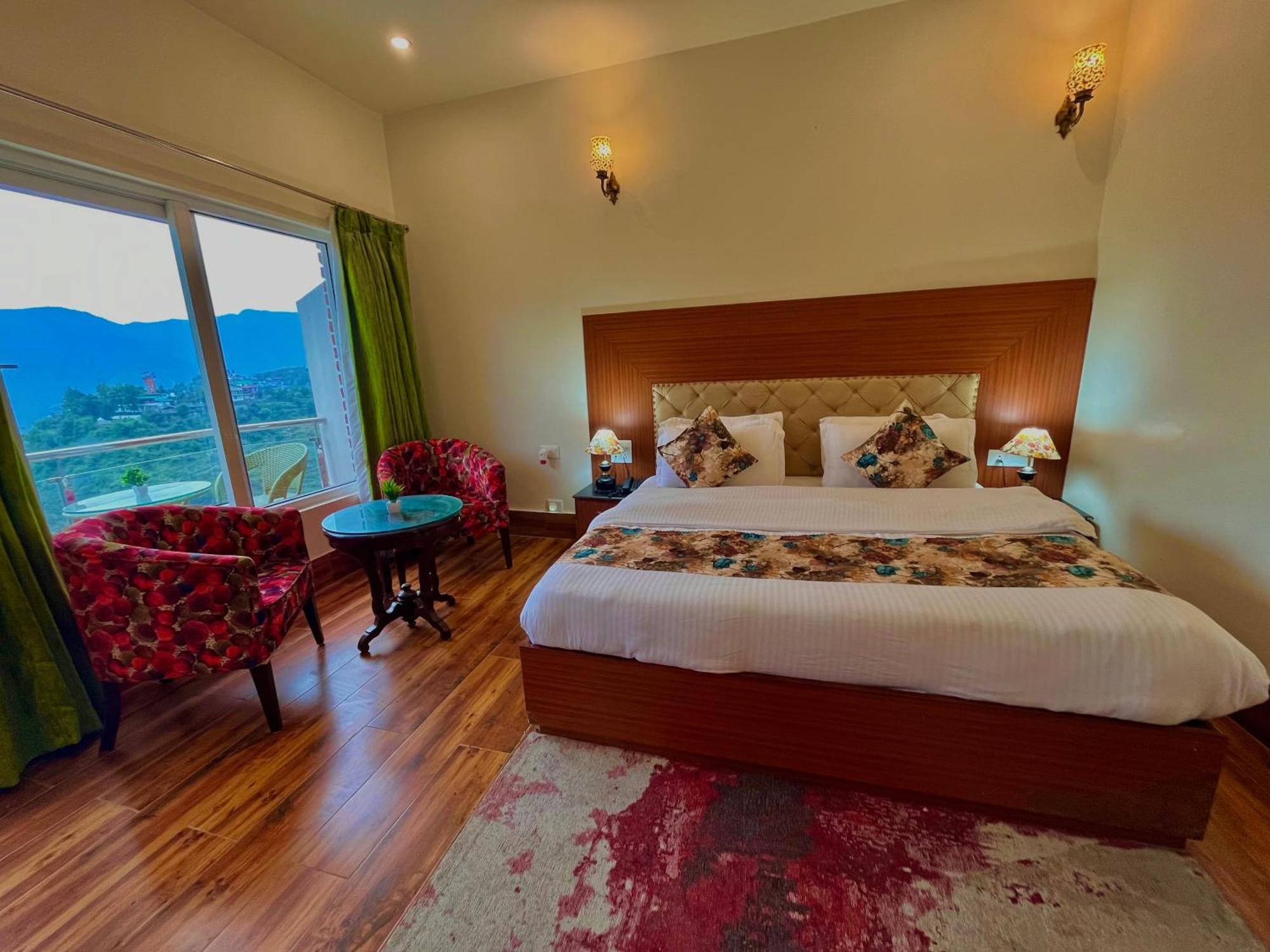 The Kempty Osasis - A Boutique Resort With Scenic Mountain View In Масурі Екстер'єр фото