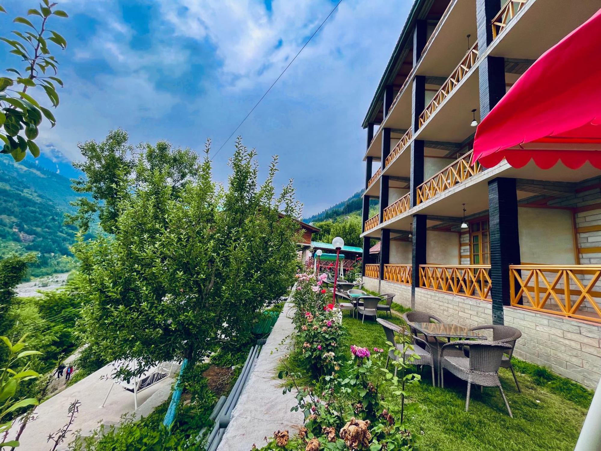 The Kempty Osasis - A Boutique Resort With Scenic Mountain View In Масурі Екстер'єр фото