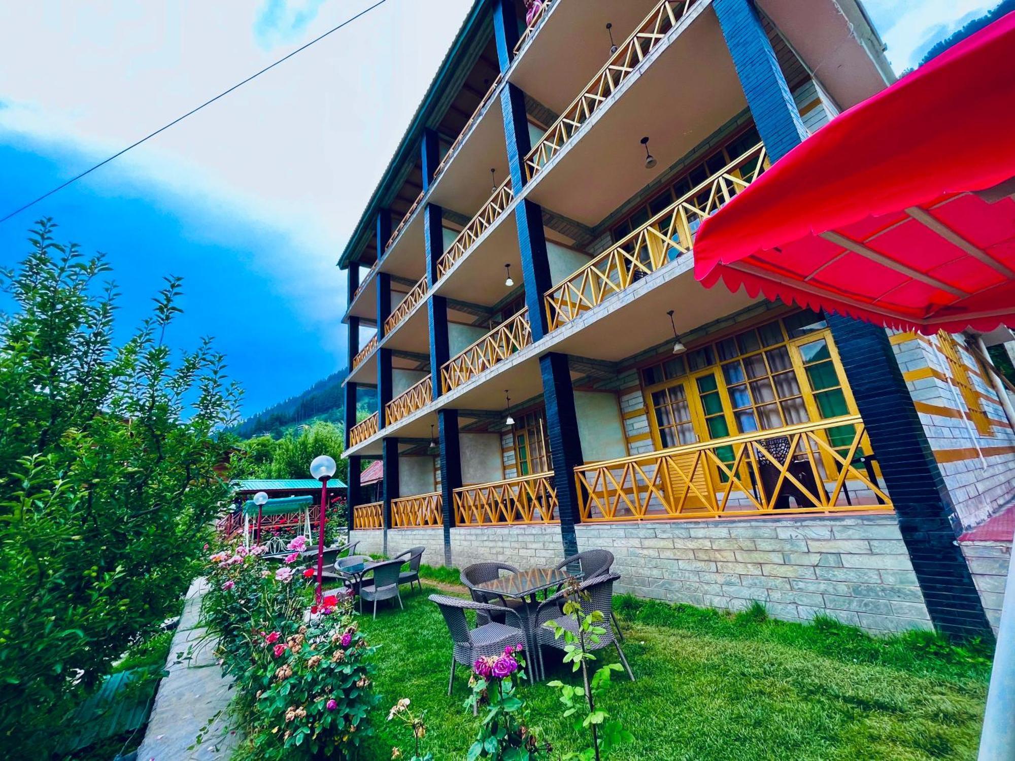 The Kempty Osasis - A Boutique Resort With Scenic Mountain View In Масурі Екстер'єр фото