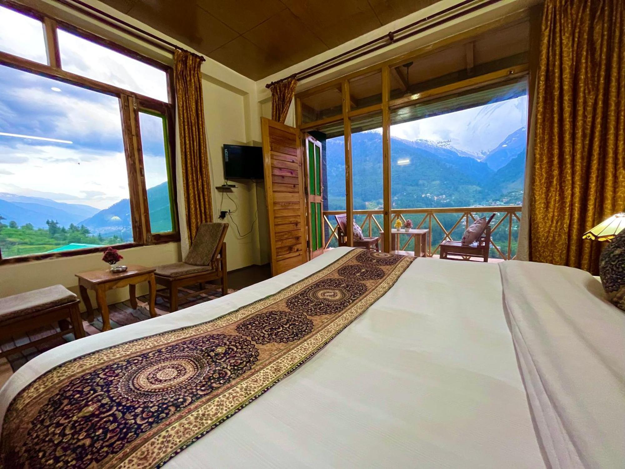 The Kempty Osasis - A Boutique Resort With Scenic Mountain View In Масурі Екстер'єр фото